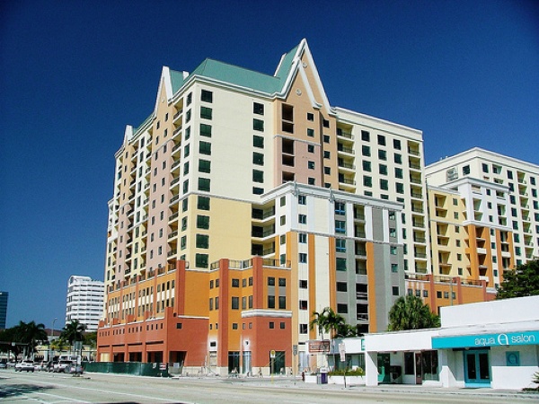 The Waverly at Las Olas - Florida Waterfront Condos